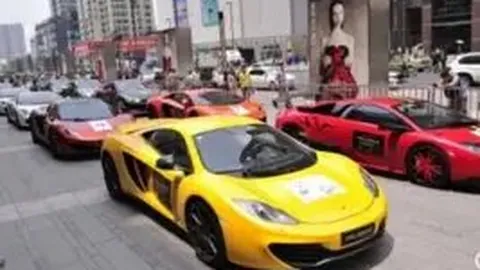 雷竞技APP：2025年英雄联盟S15全球总决赛冠军赛事预测与电竞竞猜平台