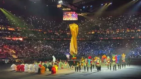 巴塞罗那全力追逐世界级中卫双雄，格瓦迪奥尔成头号猎物，曼城面临潜在强敌挖角挑战！