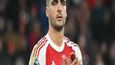 郑钦文轻松两盘取胜科斯秋克于印第安维尔斯站